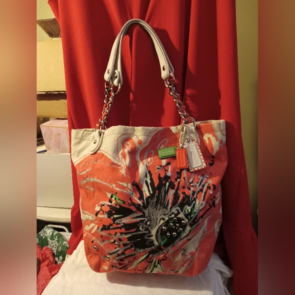 Coach Peach Poppy Blast Tote EUC